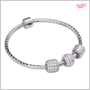 Charm bạc 18k