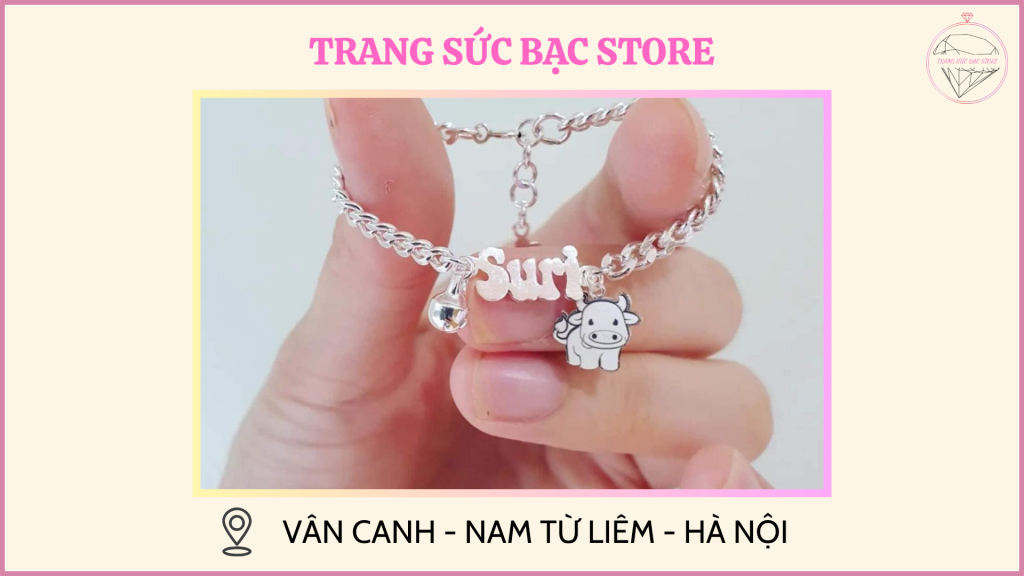 Lắc chân cho bé trai sơ sinh ban toàn và ý nghĩa